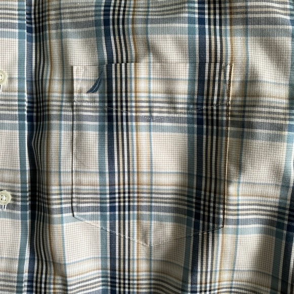 Nautica Short Sleeve - Picture 5 of 6